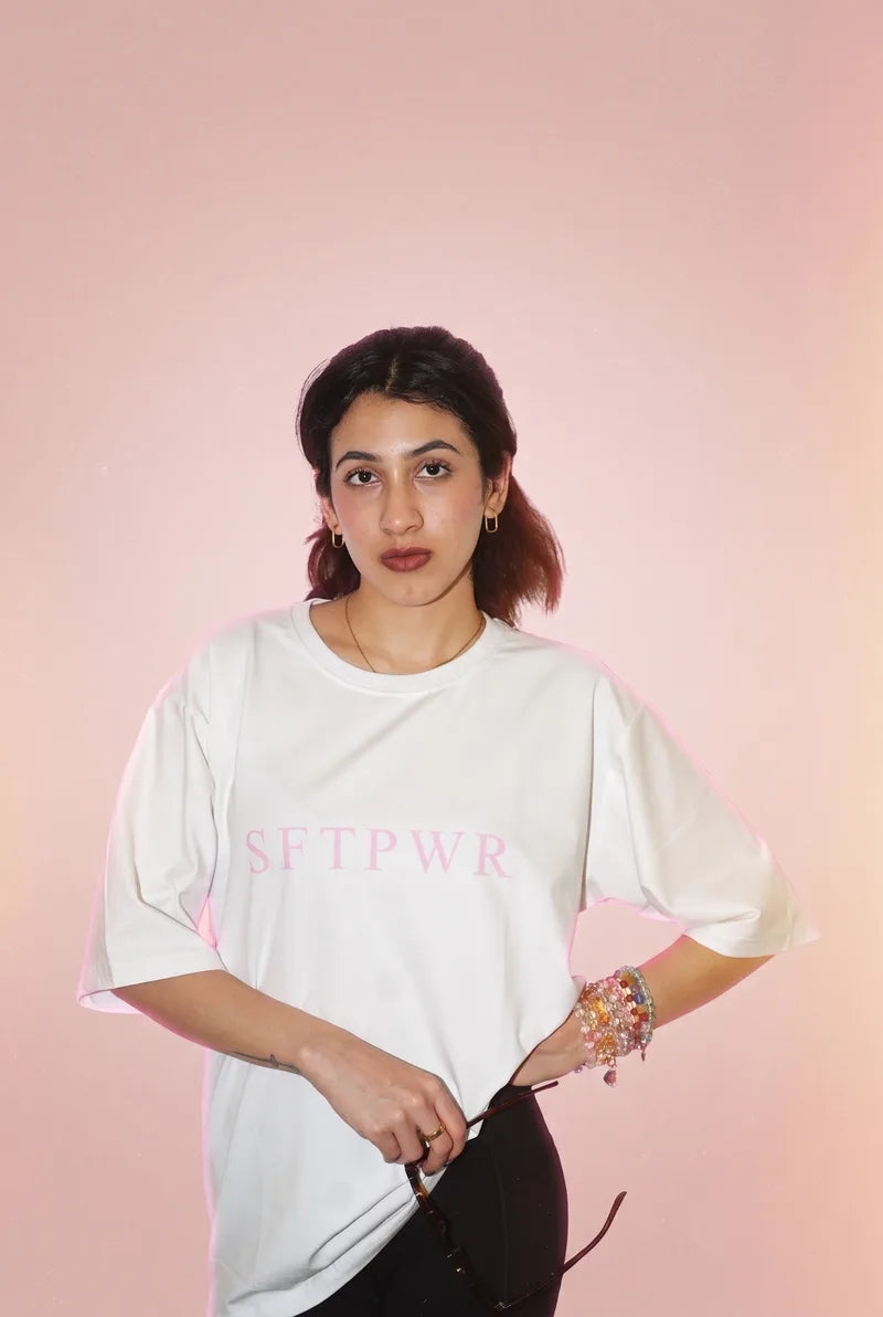 SFTPWR / Chalk tee. Room to move, nothing clings.